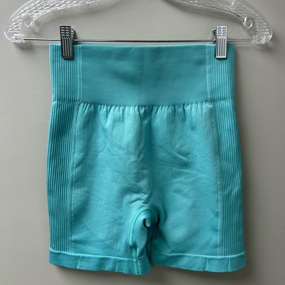 Gymshark Ultra Seamless High Rise Shorts - Picture 3 of 4